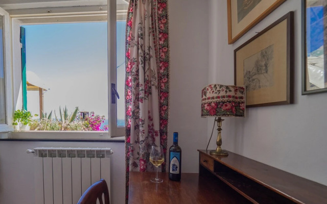 Refilea Sea View Tower Villa