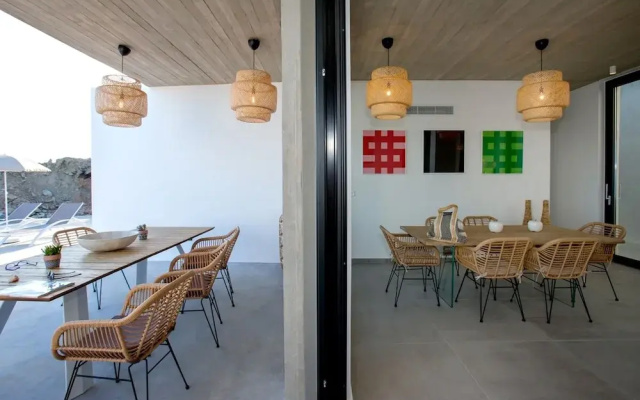 Magic Cave Villa in Tinos