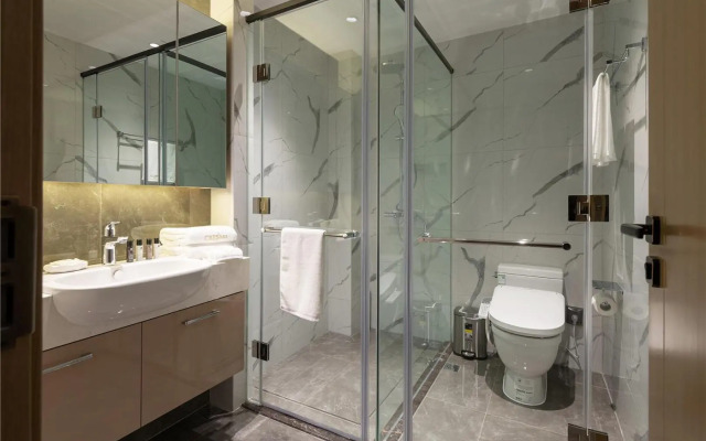 Cresasia Residence