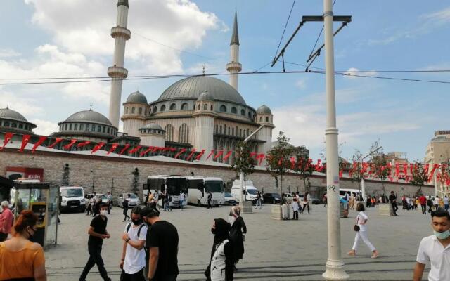 Taksim Park Hotel