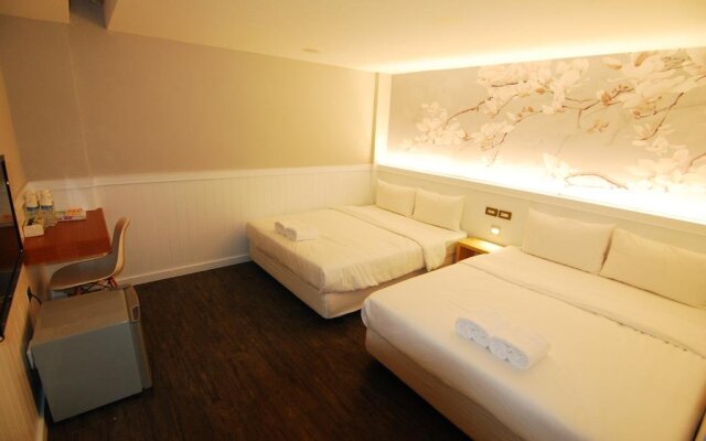 Kenting Location Hotel - Fun Inn Kenting