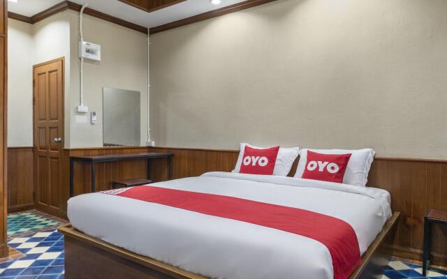 OYO 736 Green Poshtel