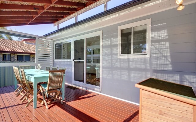 Rubys Retreat', 44 Achilles Street - pet friendly, aircon & boat parking