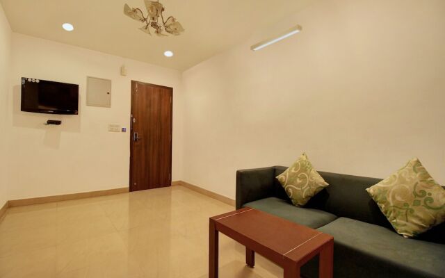 OYO 10744 Grand Marena