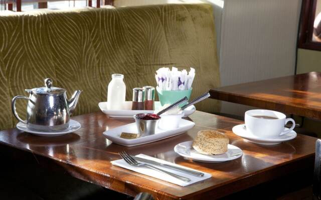 Hayes Hotel