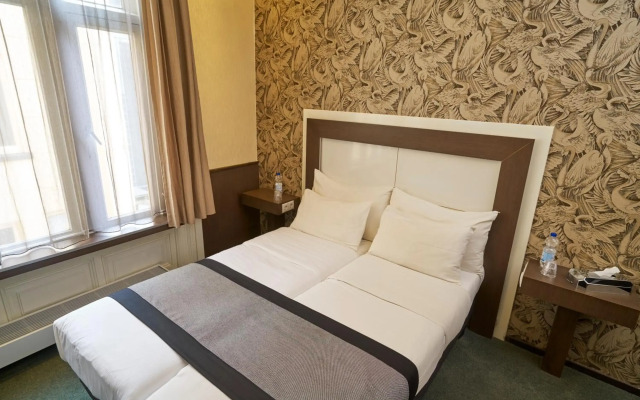Hotel The Bird