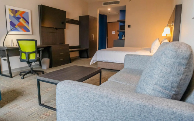 Holiday Inn Express & Suites Tijuana Otay by IHG