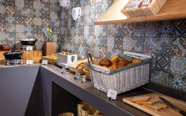 [Bee]Village Messehotel Hannover-Laatzen.