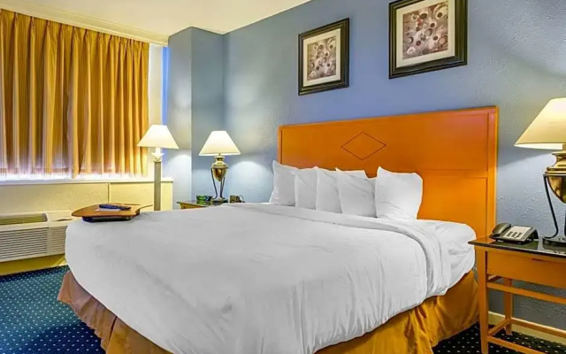 Days Inn & Suites By Wyndham Lebanon Pa