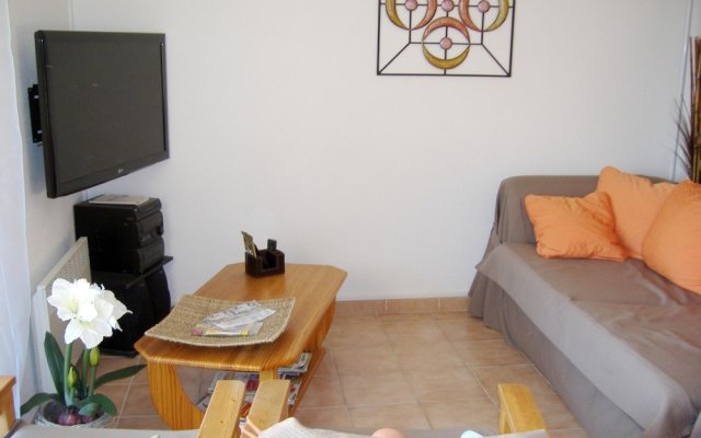 House with 2 Bedrooms in Torreilles, with Pool Access And Enclosed Garden - 500 M From the Beach