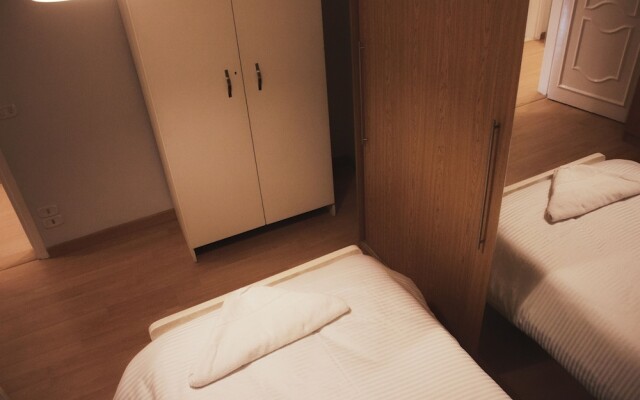 Lisianthus Blossom Hideaway 2BR