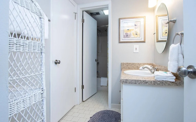 Seaside Beach & Racquet 3401