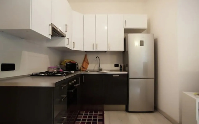 At Home - P.ta Venezia C.so Buenos Aires