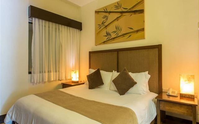 Aldea Thai 06 by Tripintravel