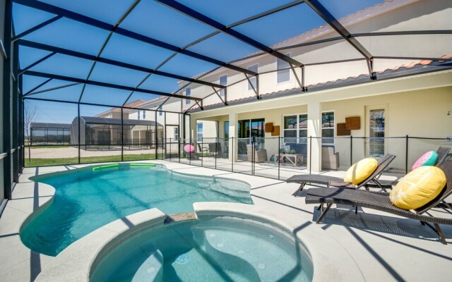 Solterra - 7008 Oakwood Street