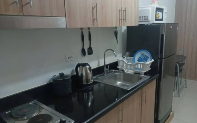 Peaceful Pasay Getaway - Private Studio With Pool