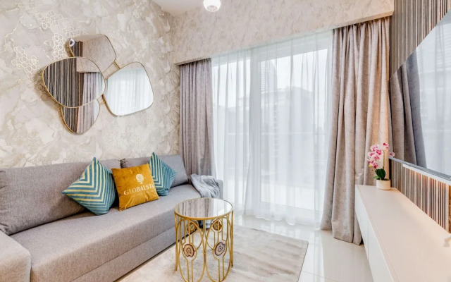 GLOBALSTAY. DAMAC Reva Residences