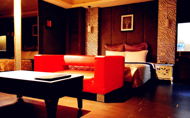 Discovery Motel - Tucheng