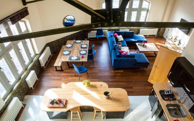 Stunning Maisonette - 3 bed - 3 Bath