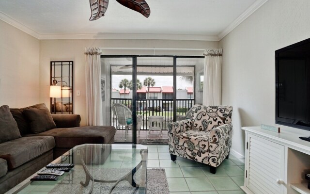 Runaway Bay Resort by BBG