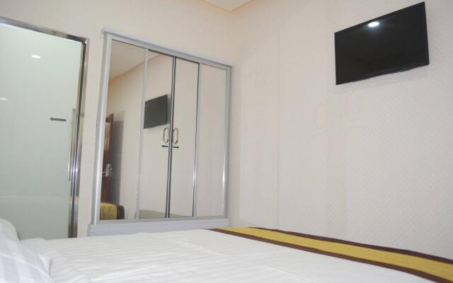 999 Hotel