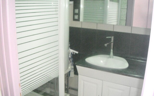 Apartment With 2 Bedrooms in Contrexéville, With Furnished Terrace and Wifi