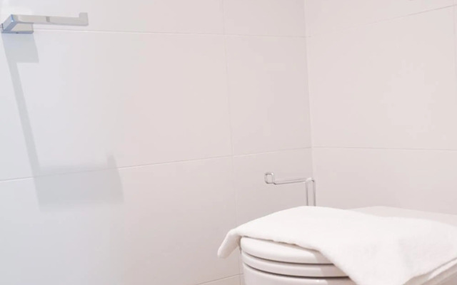 Green Garden Apartment w/.Balcony near Thermal Spa