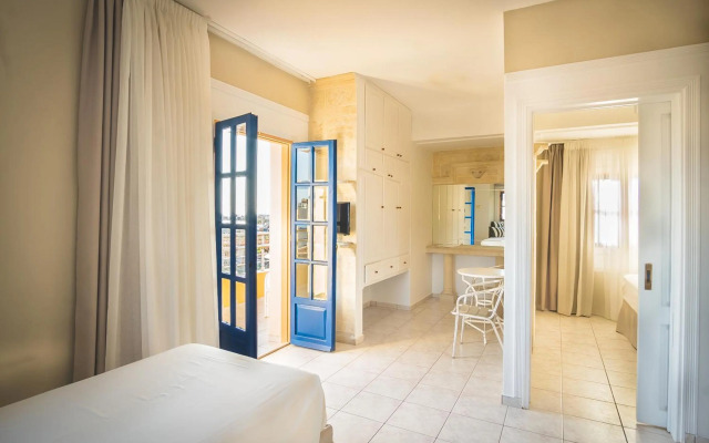 Parthenis Hotel & Suites