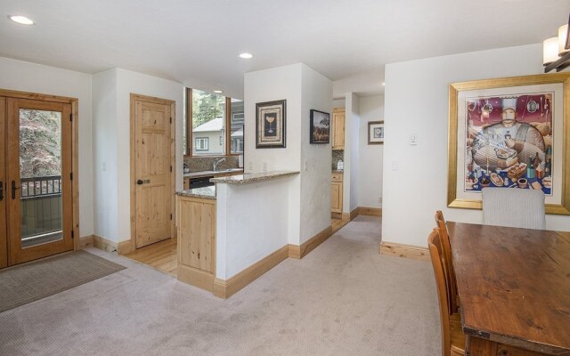 Coldstream Townhome 19