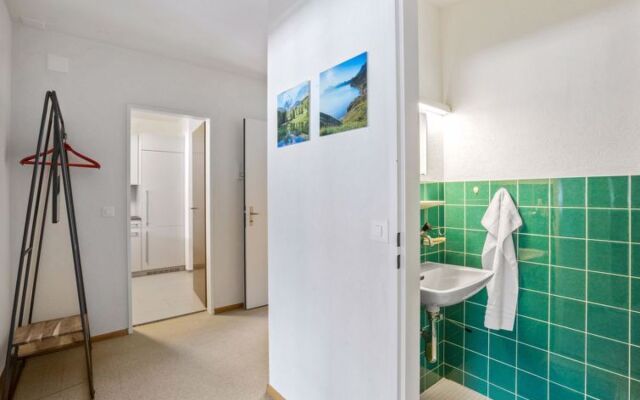 Triangel A Freund/Tryba