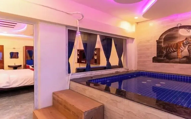 Auro Beach Resort