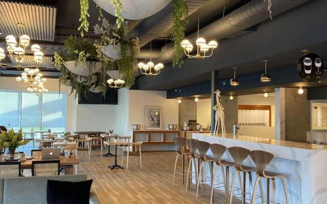 Kompose Boutique Hotel