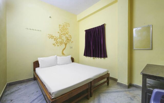 Spot on 47256 Rajbhavan