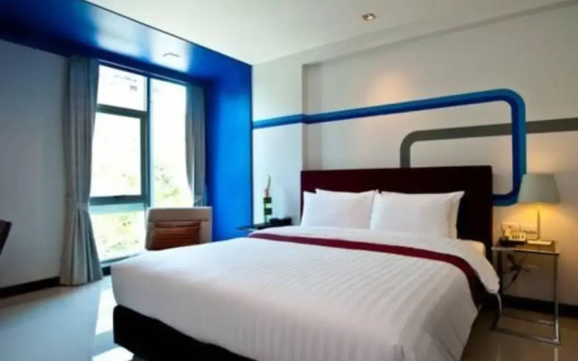FX Hotel Metrolink Makkasan