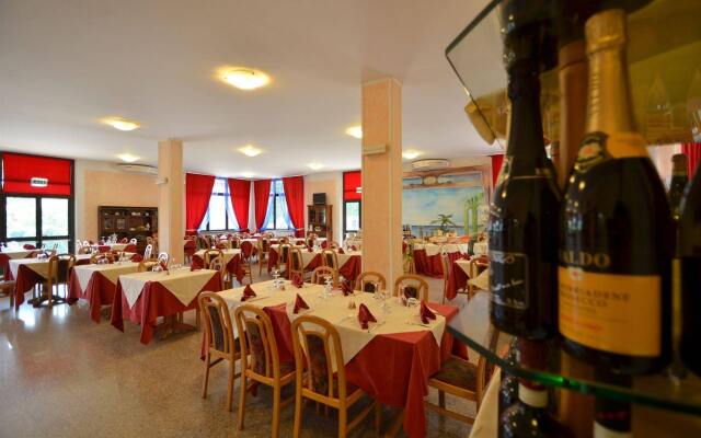 Rio Hotel