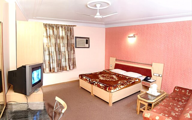 Hotel Madonna