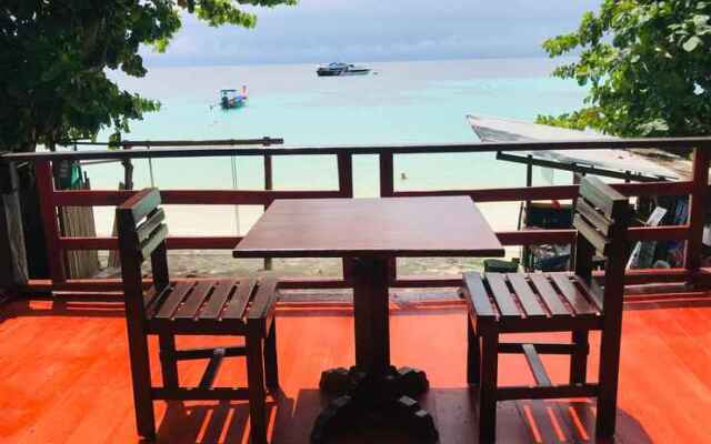 Lipe Garden Beach Resort