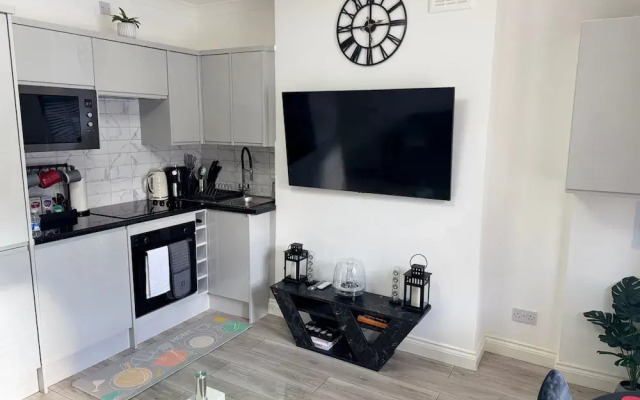 Cozy 2br-5guests-near Attractions-garden