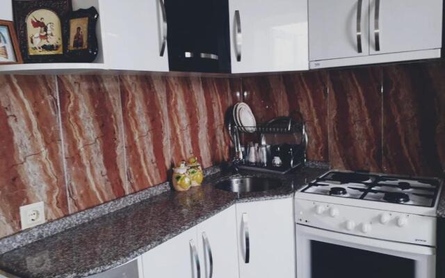 One bedroom Apartment on Rustaveli str 10