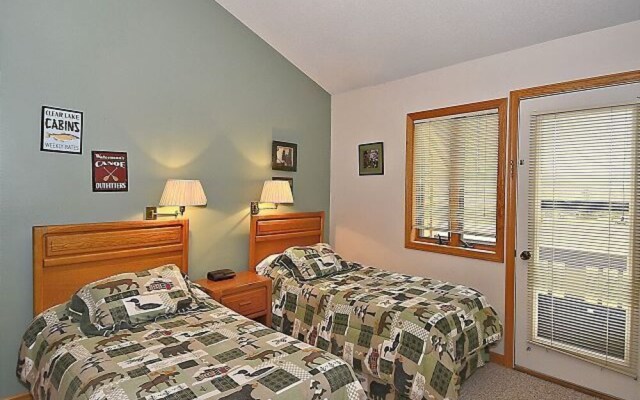 Idyllic Mountain Getaway