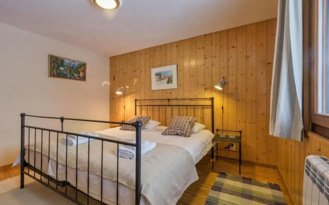 Chalet Les Jeunes - 8 Pax Swiss Ski Chalet