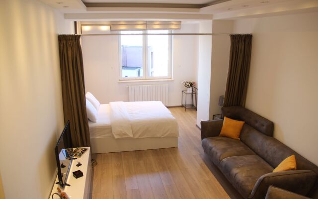 Super Luxury Apartments