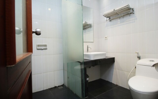 Airy Pelabuhan Makassar Lembeh 68 Makassar