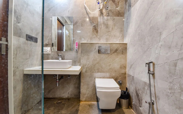Fabhotel Pravaasam Residency