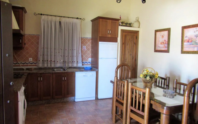 Chalet Huerta 1 con piscina y paddle