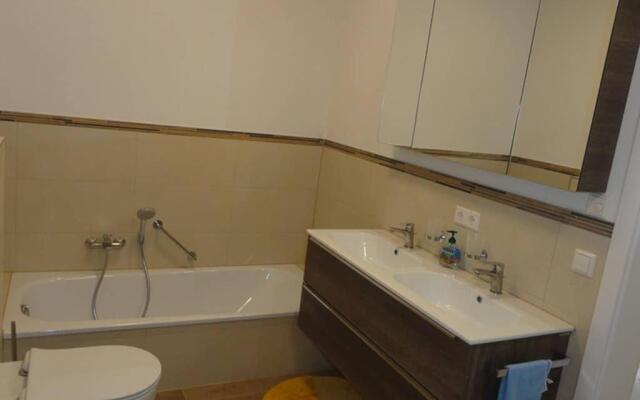 Top 2 Zi-Wohnung, 350 m zum See