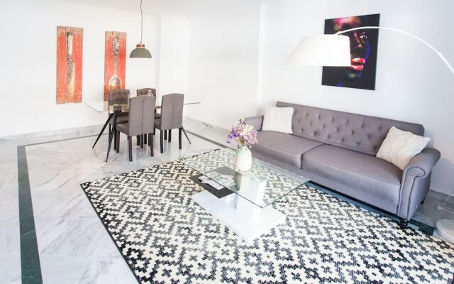 Dama de noche Playground