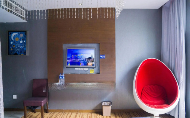 6+1 Chain Hotel Huaihua Railway Station
