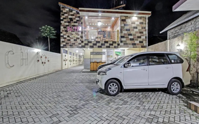 OYO 91429 Butterfly Kost