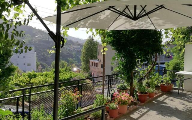 Christos House